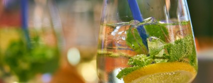 Hugo – cum a apărut și ce ingrediente conține acest cocktail înviorător? Hugo – cum a apărut și ce ingrediente conține acest cocktail înviorător?