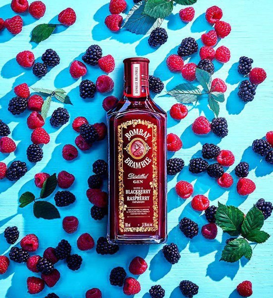 Bombay Bramble Gin 0.7L - 1
