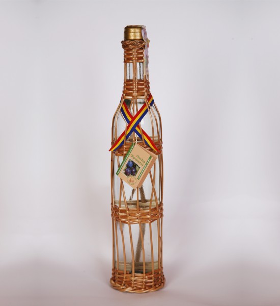 Horinca de Chechis Maramures Prune 0.5L Horinca de Chechis Maramures Prune 0.5L