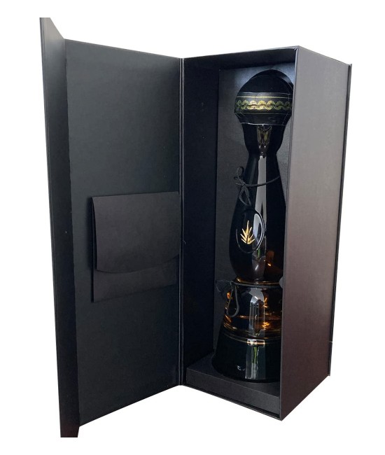 Clase Azul Gold Tequila 0.7L Clase Azul Gold Tequila 0.7L