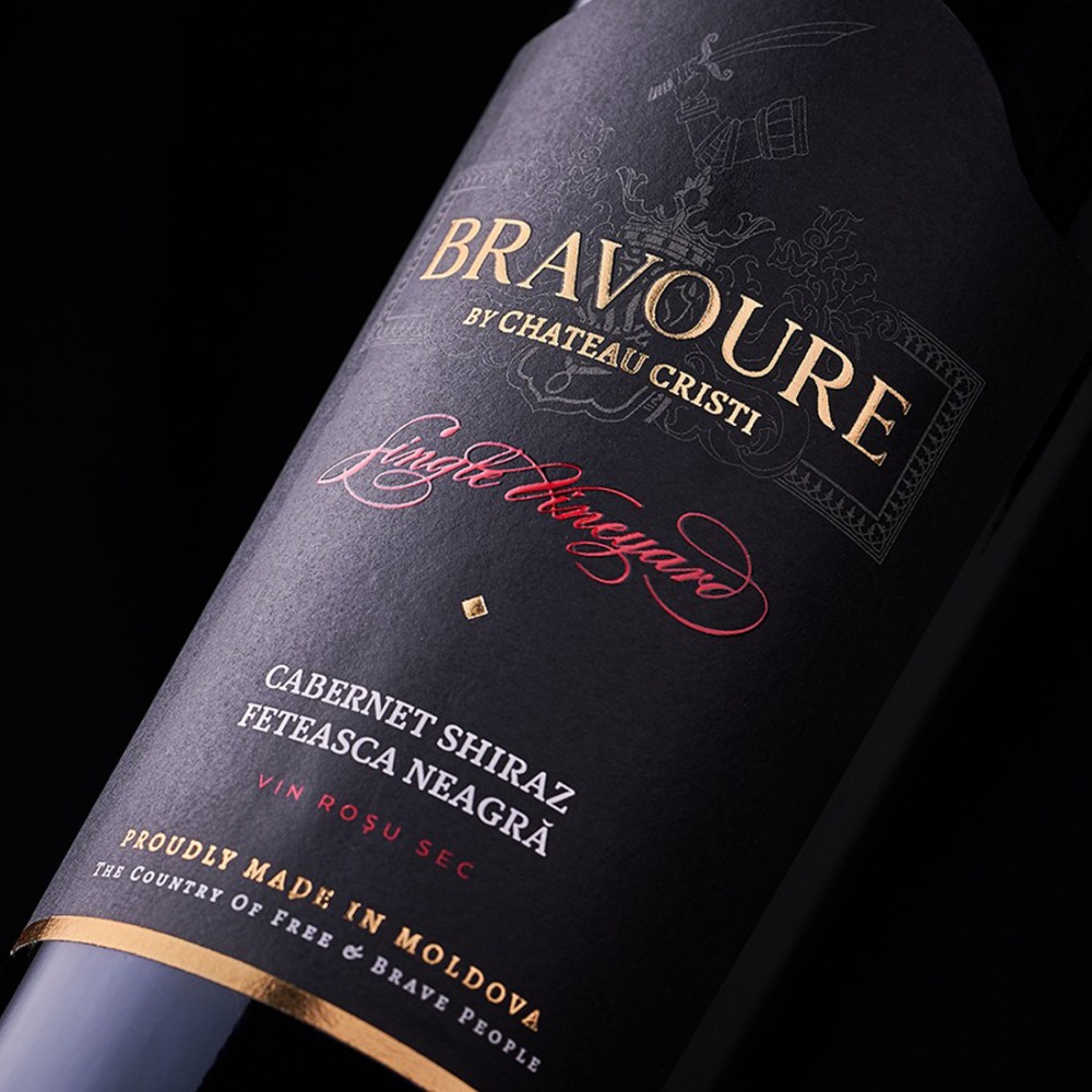 Bravoure by Chateau Cristi Single Vineyards Cabernet Sauvignon, Shiraz, Feteasca Neagra - Vin Rosu Sec - Republica Moldova - 0.75L Bravoure by Chateau Cristi Single Vineyards Cabernet Sauvignon, Shiraz, Feteasca Neagra - Vin Rosu Sec - Republica Moldova - 0.75L