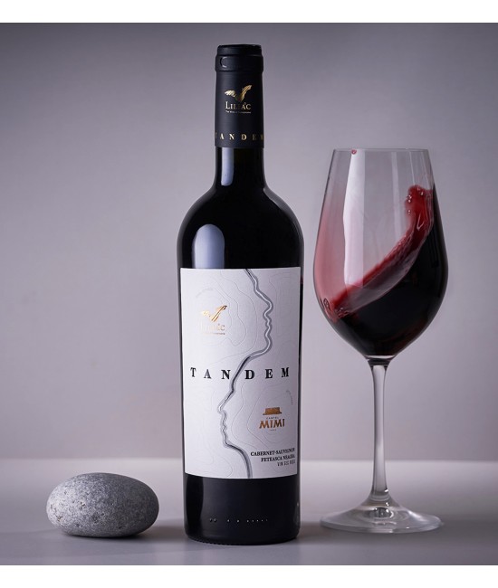Liliac Tandem Cabernet Sauvignon & Feteasca Neagra - Vin Rosu Sec - Republica Moldova - 0.75L Liliac Tandem Cabernet Sauvignon & Feteasca Neagra - Vin Rosu Sec - Republica Moldova - 0.75L