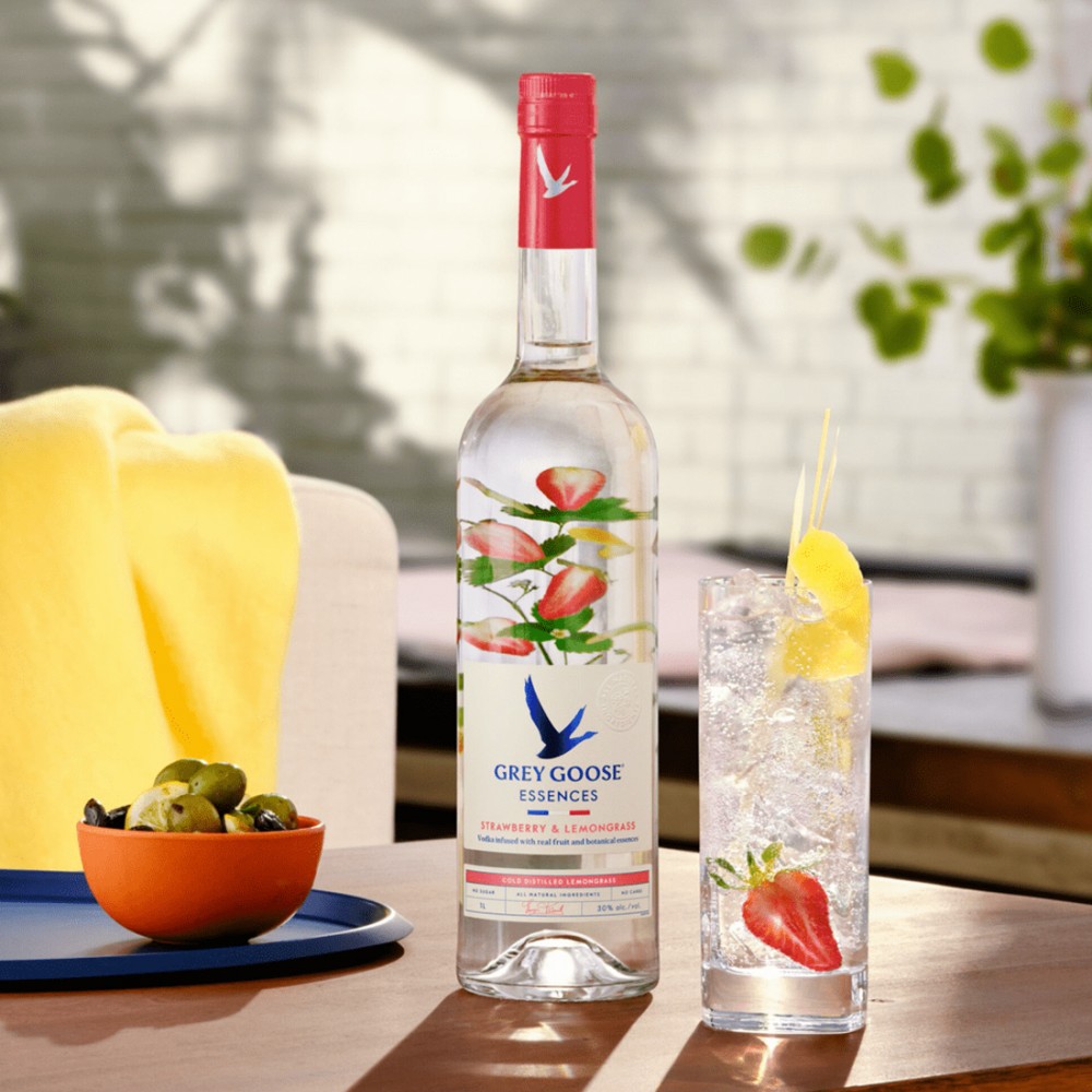 Grey Goose Essences Strawberry & Lemongrass Vodka 1L