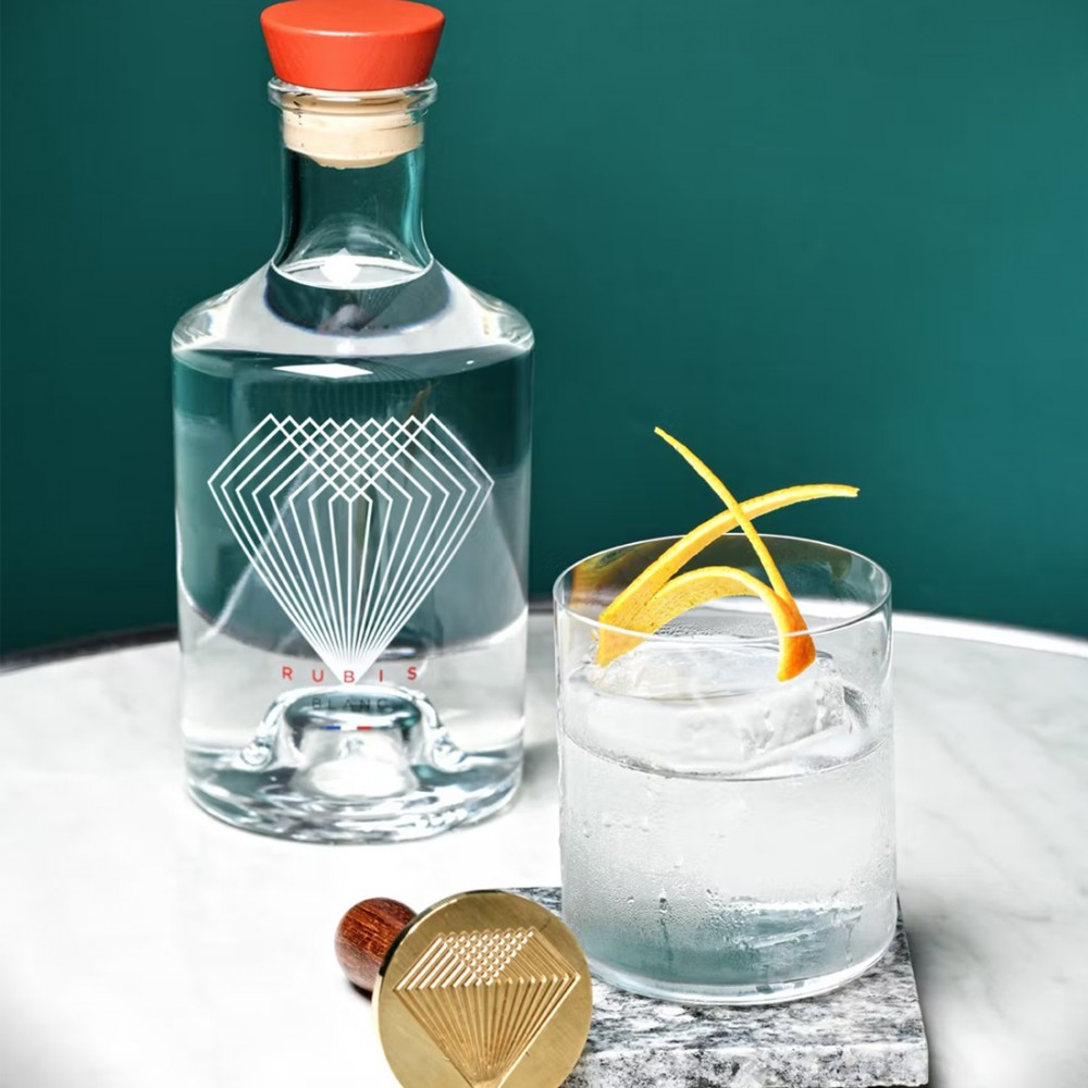 Rubis Blanc French Whisky 0.75L Rubis Blanc French Whisky 0.75L